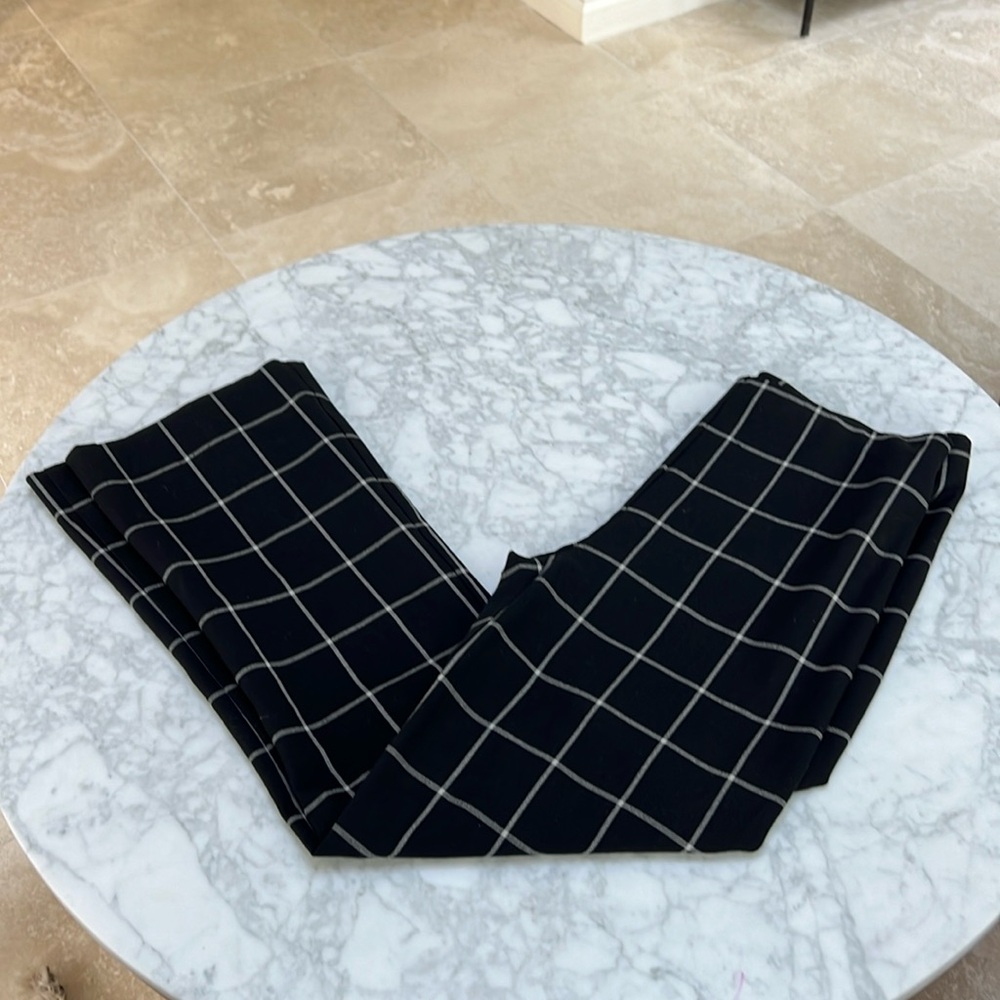 Bailey 44. Navy & White WindowPane Pants Size Small